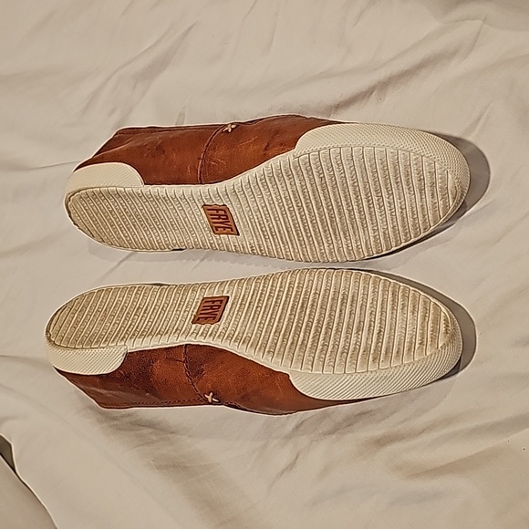 Frye Melanie Slip On - Picture 4 of 6